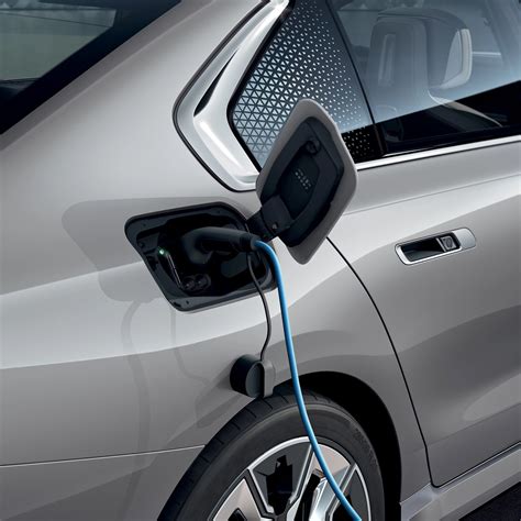 Range of BMW Electric Cars: Models, Comparisons & more