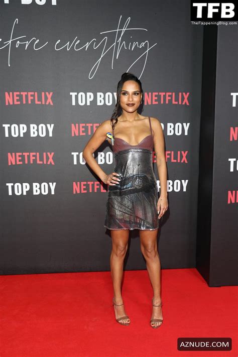 SAFFRON HOCKING Nude AZNude