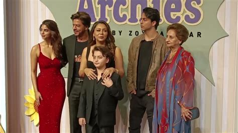 Shahrukh Khan Suhana Khan Aryan Khan Gauri Khan Abram Khan At Archies