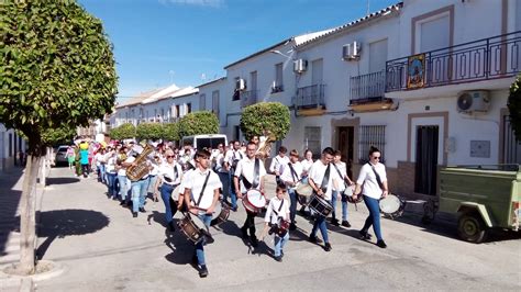 La Tradicional Cabalgata De Gigantes Y Cabezudos Hizo Esta Ma Ana Las