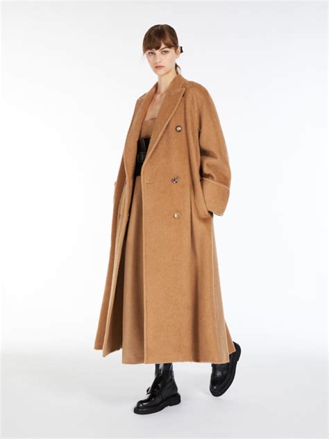 Oversized Camel Colour Coat Camel Caronte Max Mara