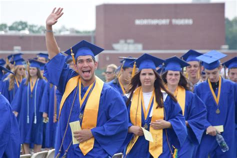 Northport High School Class Of 2019 Celebrates Graduation | Northport ...