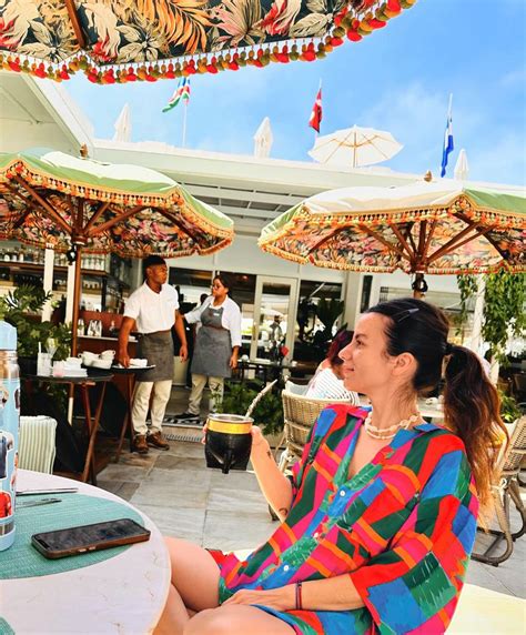 Gime Accardi paraliza Río de Janeiro con una bikini ultra XXS