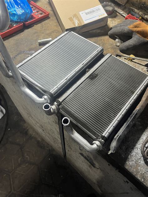 Замена радиатора отопителя — Honda Civic 4D (8G), 1,8 л, 2007 года ...