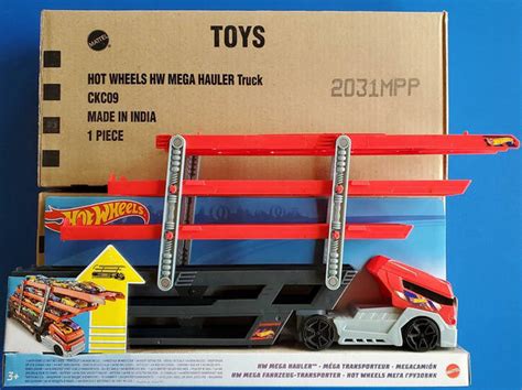 Купити Hot Wheels Mega Hauler Truck Хот Вілз Автовоз на 50 машинок Оригінал ціна 1878