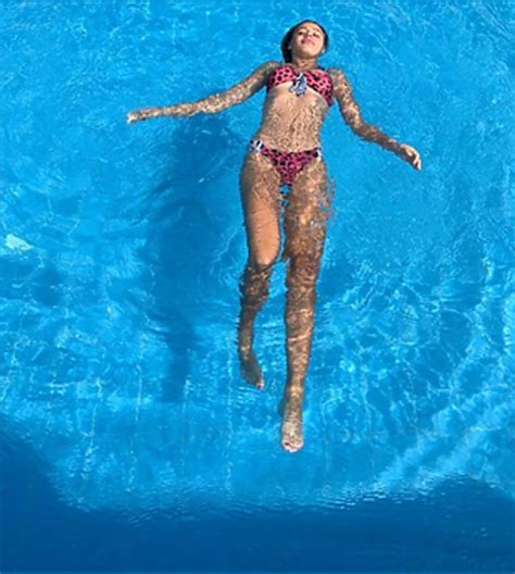 Oliwia Bieniuk pokazała się w bikini Córka Ani Przybylskiej dodała odważne zdjęcie Viva pl