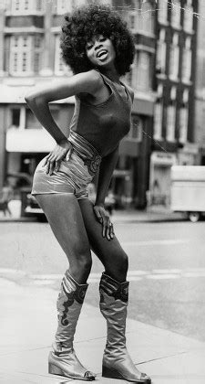 Minah Bird Fashion Model Modelling Hot Editorial Stock Photo Stock Image Shutterstock