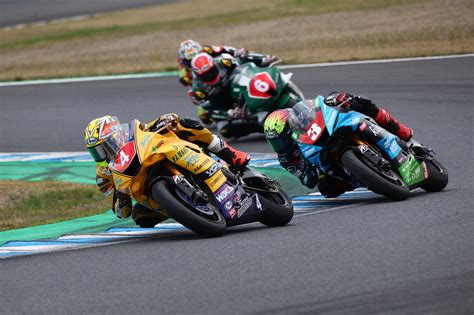 【2023年全日本ロードレース選手権 第1戦 もてぎ St600】大バトルを制したのは昨年最終戦の覇者の井手翔太 レポート 全日本