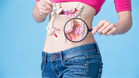 Jak poznat rakovinu konečníku: Varovné signály jsou jasné, málokdo je ...