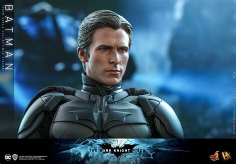 Hot Toys Dark Knight Rises DX Series Batman Figures