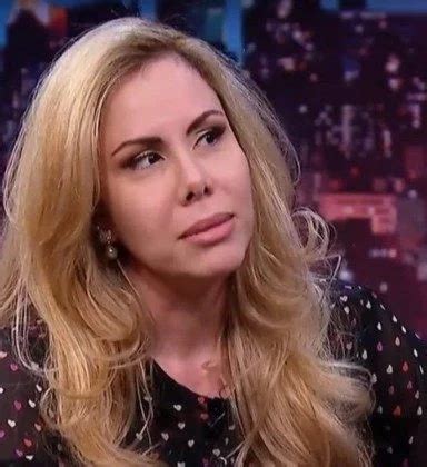 Filha De Baby Do Brasil Faz Declara O Pol Mica Sobre Tero Jornal De