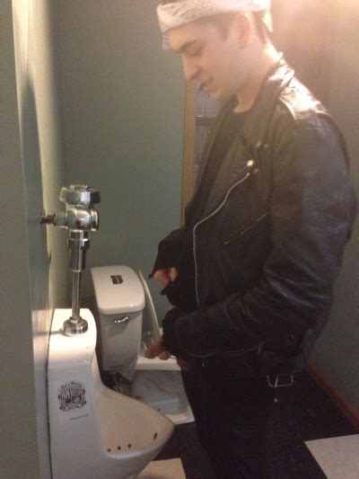 Hot Urinal Piss Tumbex