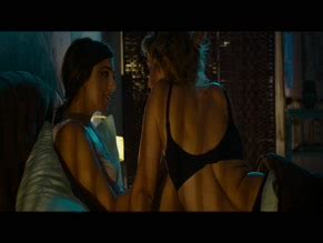 BEATRICE SCHIAFFINO Nude AZNude