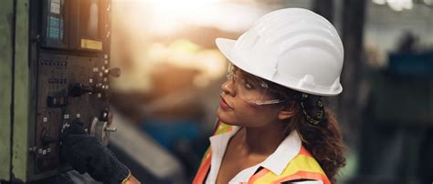 Women in Construction | New England Tech