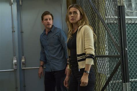 Manifest Ending Explained: Do the Passengers Survive? | POPSUGAR ...