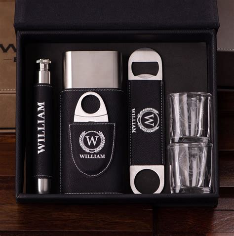 Personalized Groomsmen Gifts Box Set Travel Cigar Case With Cigar ...