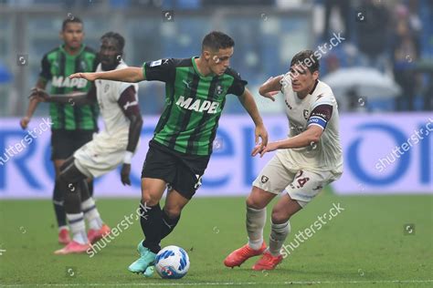 Giacomo Raspadori Sassuolofrancesco Di Tacchio Salernitana Editorial