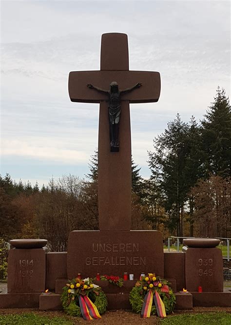 Volkstrauertag In Der Gemeinde Mettlach Einladung Zur Zentralen