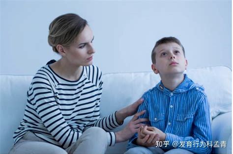 自闭症的孩子是怎么造成的？孩子出现这些表现要警惕 知乎