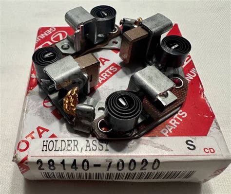 Купить Щетки стартера 28140-70020 Toyota Lexus оригинал в Новосибирске ...