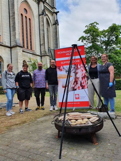 Grillfest beim Tagesaufenthalt für Wohnungslose