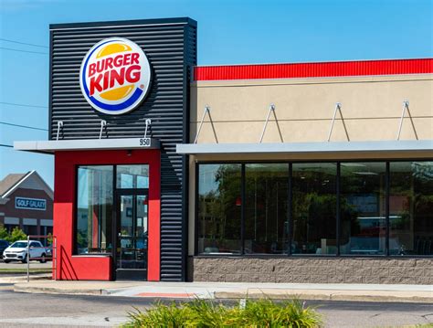 Fast Food Wars Are On Now Burger King Launches A 5 Meal And Will