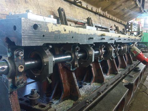Расточка посадочных мест под подшипники скольжения распредвала - точная ...
