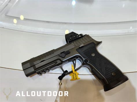 [NRAAM] The Newest Legion Pistol: the Sig Sauer P320-AXG Legion | 1911Forum