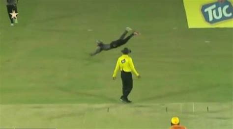 Watch: Pakistan’s gloveman Mohd Rizwan takes a ‘superman’ catch in ...