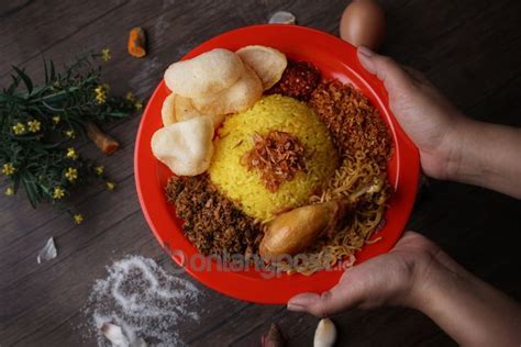 Cara Membuat Nasi Kuning Rice Cooker Pulen Dan Tidak Mudah Basi