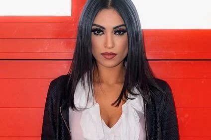 L Influencer Soukaina El Basri In Fin Di Vita Dubbi E Indagini In