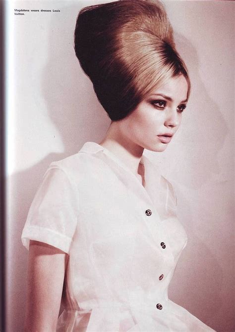 Magdalena Frackowiak Retro Hairstyles Wig Hairstyles 60s Hair