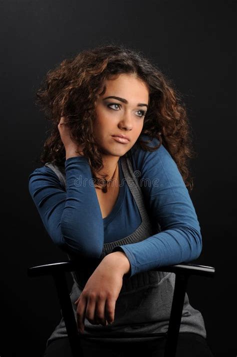 Sassy Jonge Student Van Latina Met Rugzak Stock Foto Image Of Rugzak Blauw 584806