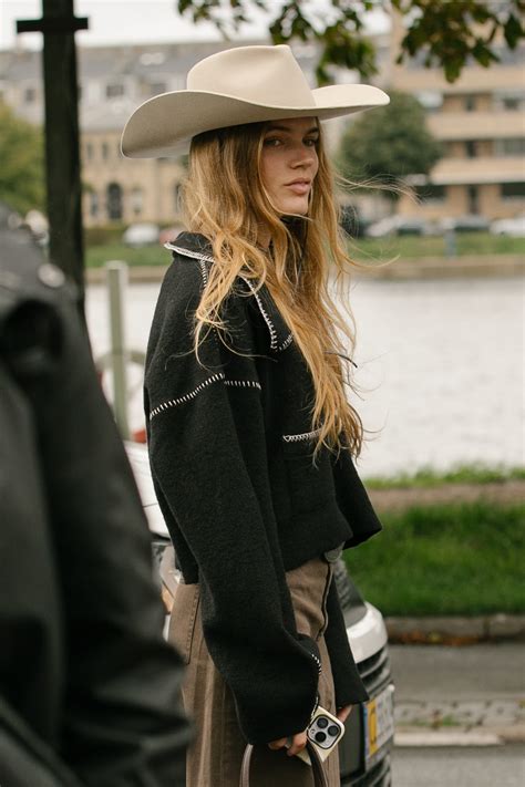 Brookie Blonde Is The Super Sweet Hair Colour Of Summer