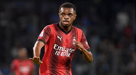 Juventus Best Tigt Kalulu Kommt Per Leihe Mit Kaufoption Von Ac Milan