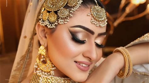 Nikah Makeup Tutorial Farahs Beauty Salon Smudge Liner Soft