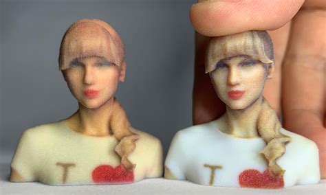 Polyjet Vs Binder Jetting 3d Print Taylor Swift Colorful Head Statue