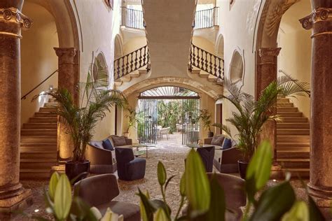 Experience Luxury and History at Palacio Can Marqués de Palma de