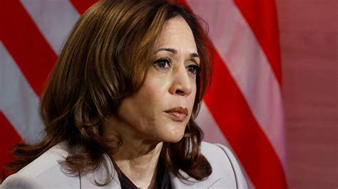 Cnn Hosts Launch Two Stinging Attacks On Kamala Harris And Highlight