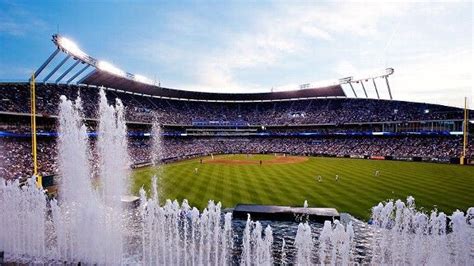 Kauffmann Stadium. Royals' fountains. | Kansas city royals, Kansas city ...