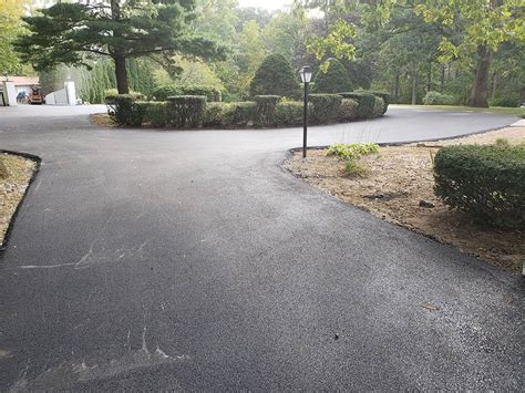 Professional Driveway Sealcoating Illinois Asphalt Pavement Services