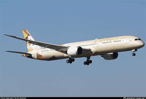 A Bmf Etihad Airways Boeing Dreamliner Photo By Bram Steeman