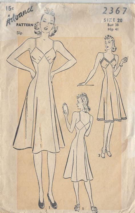 1940s Vintage Sewing Pattern B38 SLIP R809 By Advance 2367 The