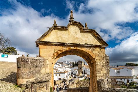 Archway Arco Felipe V And The White License Image Lookphotos