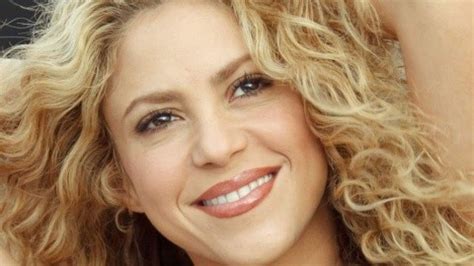 Shakira regresa a Barcelona con su mejor sonrisa a un año de separarse