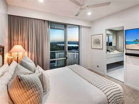 Yacht Harbour Towers Bedrooms Bathrooms Hamilton Island