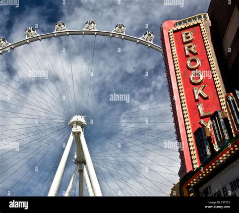 Las Vegas Ferris Wheel Stock Photo - Alamy