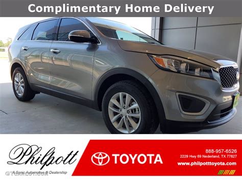 2018 Titanium Silver Kia Sorento L 141735673 Photo 1