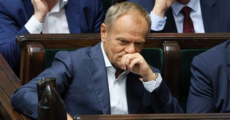 Donald Tusk wbił szpilkę Andrzejowi Dudzie Nie sprawia wrażenia