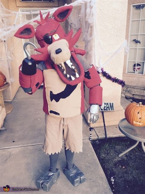 Foxy from Five Nightts at Freddy's Costume | DIY Costume Guide